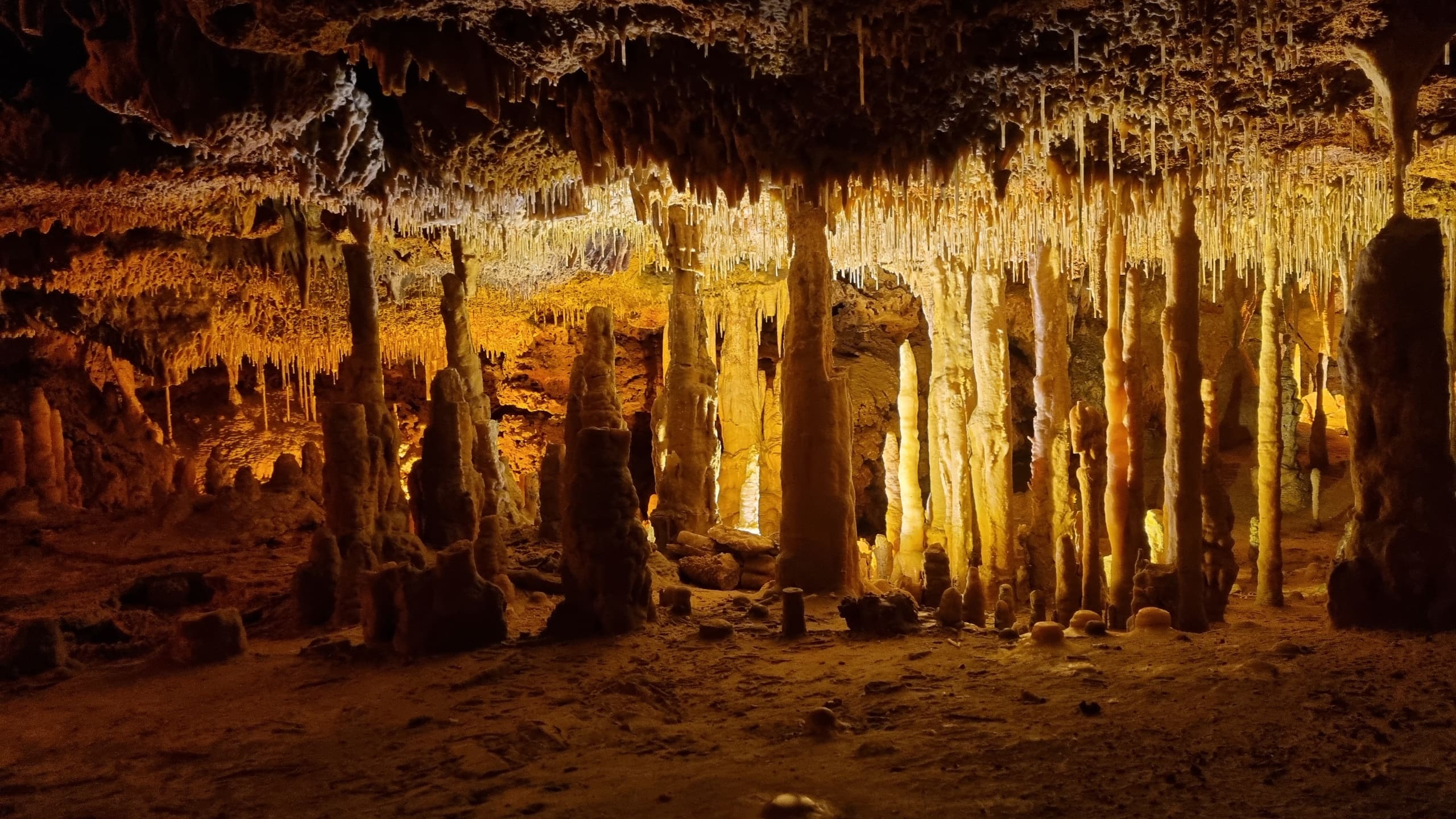 Pascale GALLIENNE - grottes à Majorque - juin 2022